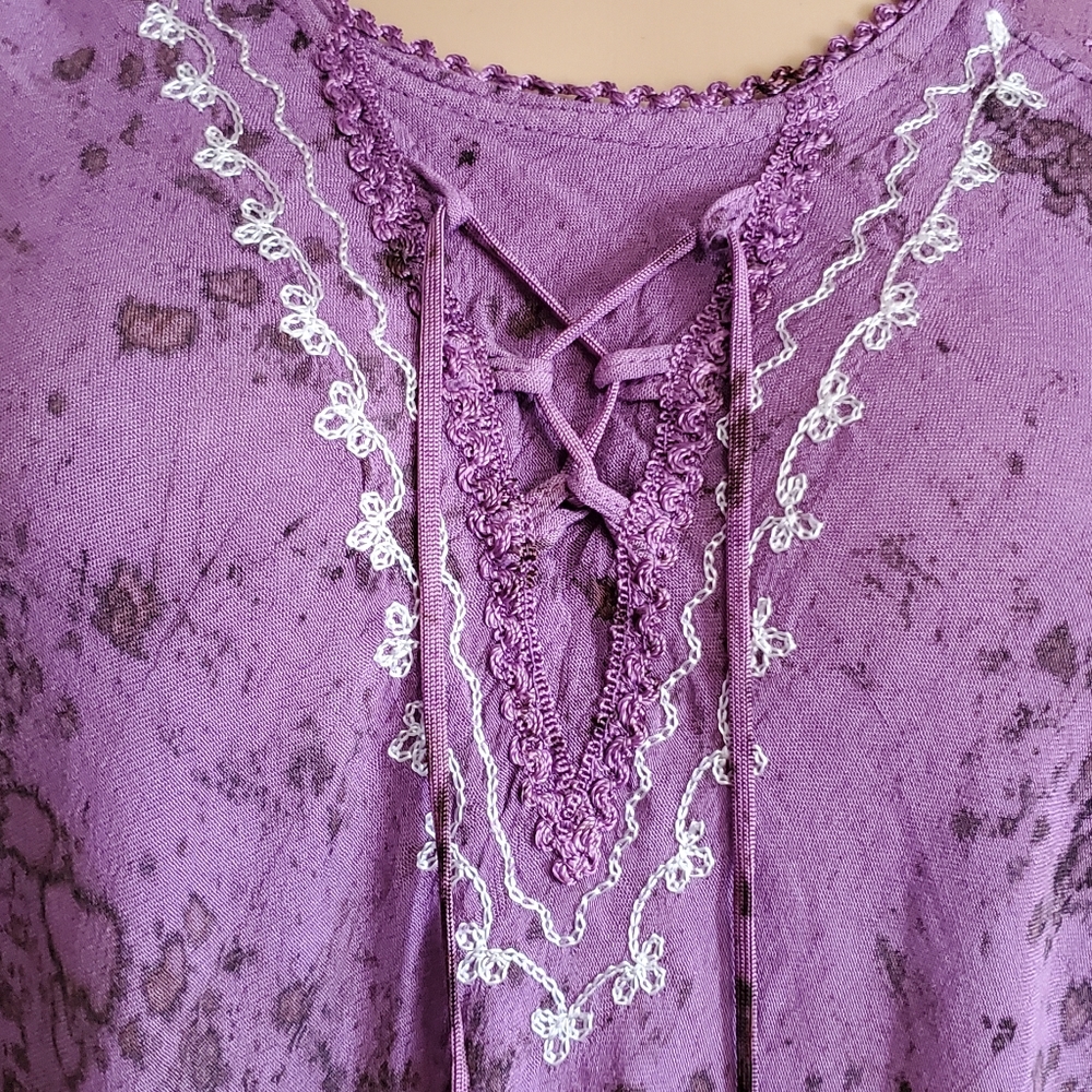 Ladies blouse - Picture 3 of 3